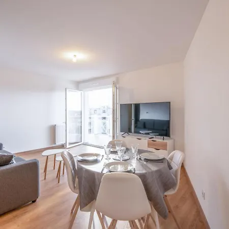 Les Cavaliers By Interhome 公寓 卡布尔