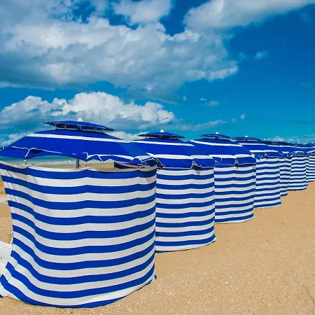 Les Cavaliers By Interhome * 卡布尔