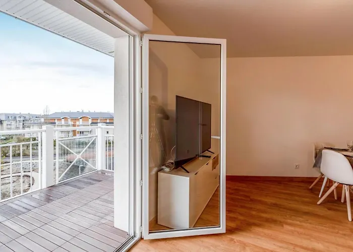 Les Cavaliers By Interhome *